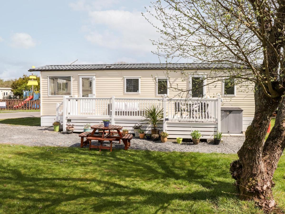 Villa The Maples Millom Exterior foto